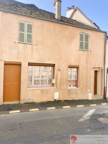 Vente maison 5 pièces 104 m² à Courville-sur-Eure (28190), 132 000 €