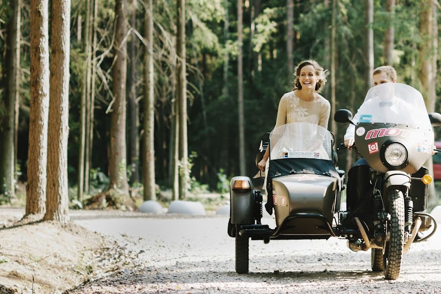 Photographe de mariage Gleb Shirokov (glebxlep). Photo du 2 décembre 2015