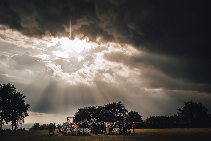 Fotógrafo de casamento Andrea Di Giampasquale (andreadg). Foto de 11 de abril 2019