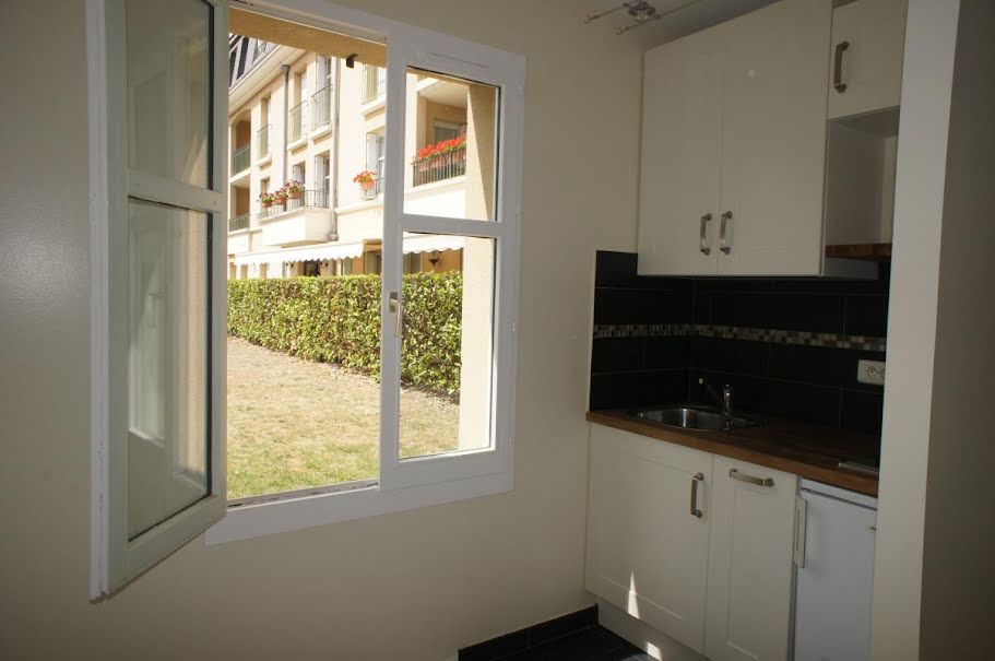 Location  appartement 1 pièce 24 m² à Mantes-la-Jolie (78200), 550 €