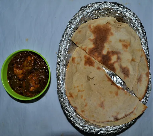 2 Tandoori Roti With Chicken Masala [Half]