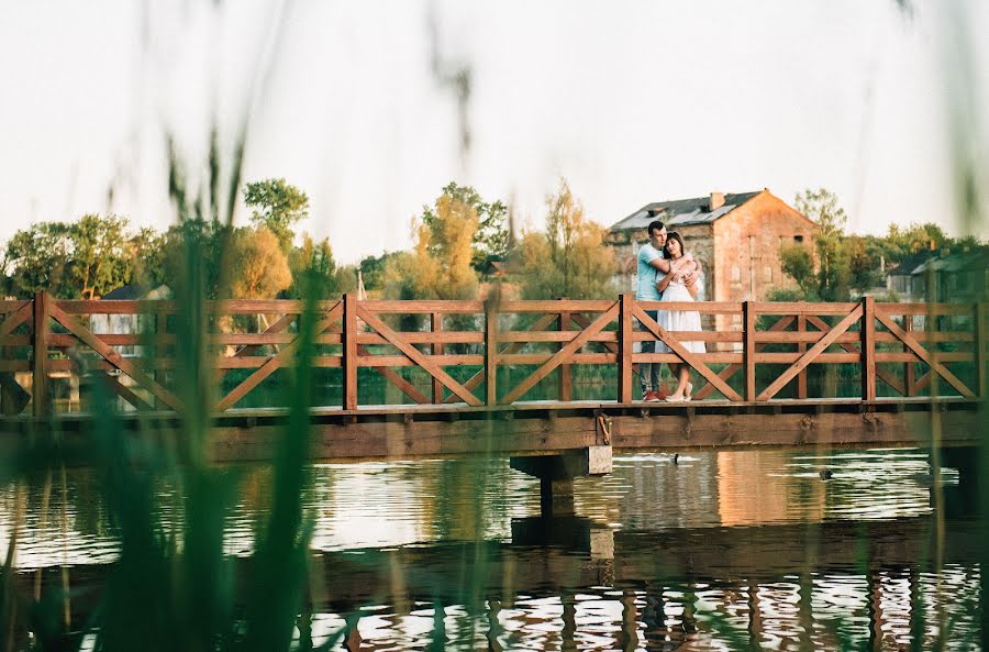 Wedding photographer Polina Borodevich (bpayli). Photo of 14 May 2018