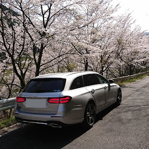 Eクラス ステーションワゴン S213