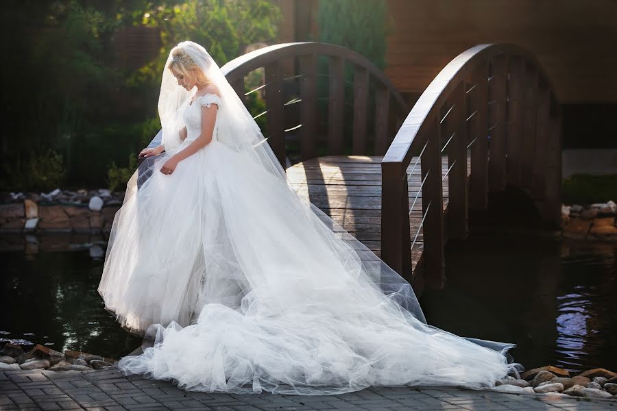 Fotógrafo de casamento Dmytro Sobokar (sobokar). Foto de 25 de junho 2018