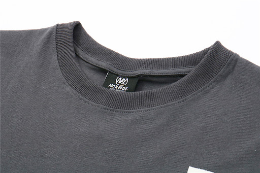 Title 9, Mens Wave Printed Short-sleeved T-shirt. Stay ...
