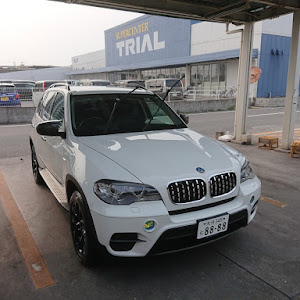 X5 E70