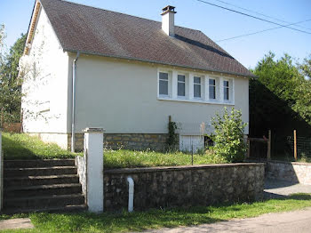 maison à Saint-Honoré-les-Bains (58)
