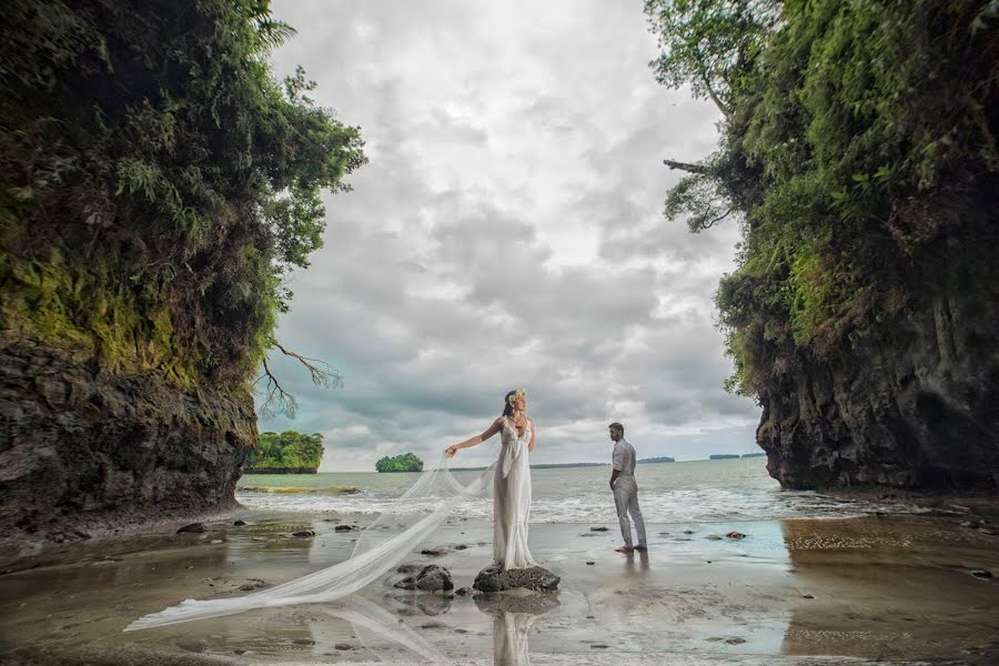 Fotografo di matrimoni Fernando Martínez (fernandomartin). Foto del 11 dicembre 2017