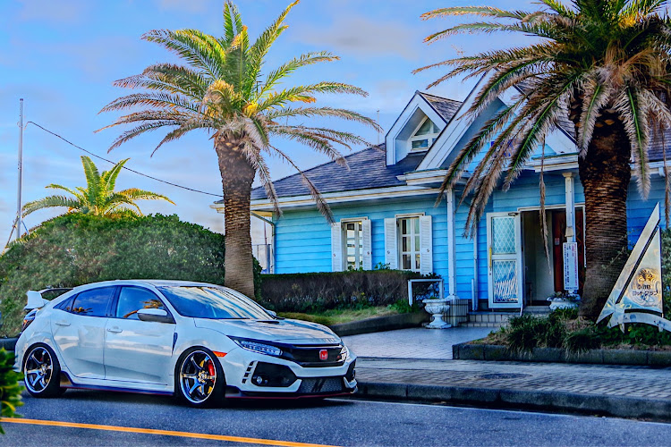 シビックタイプRのシビックタイプR・FK8・usdm・ハワイに関するカスタム事例の投稿画像1枚目