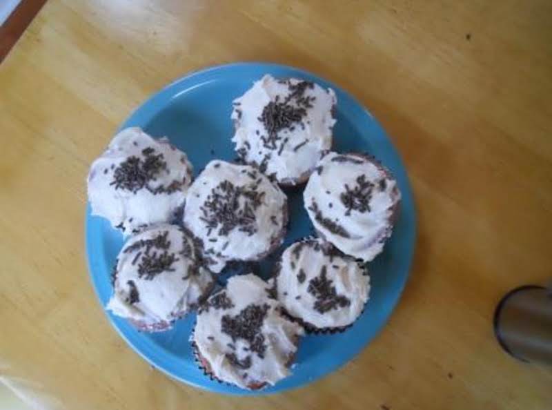 Raspberry Cupcakes With Cream Filling