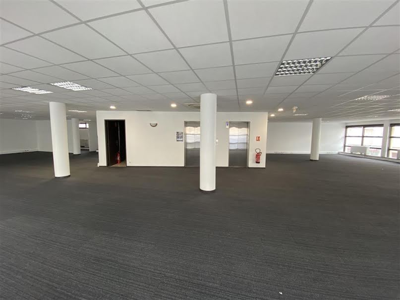 Location  locaux professionnels  308 m² à Asnieres-sur-seine (92600), 7 987 €