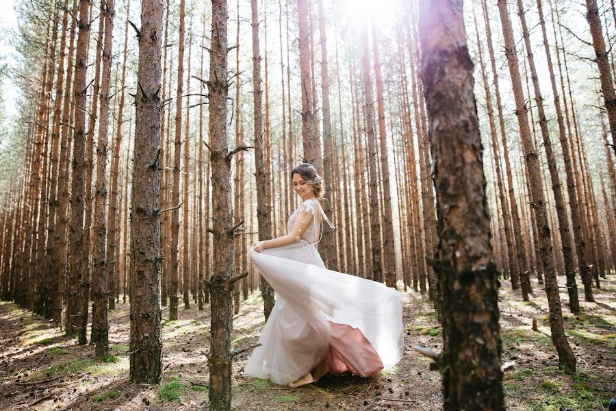 Wedding photographer Kseniya Kladova (kseniyakladova). Photo of 22 March 2018