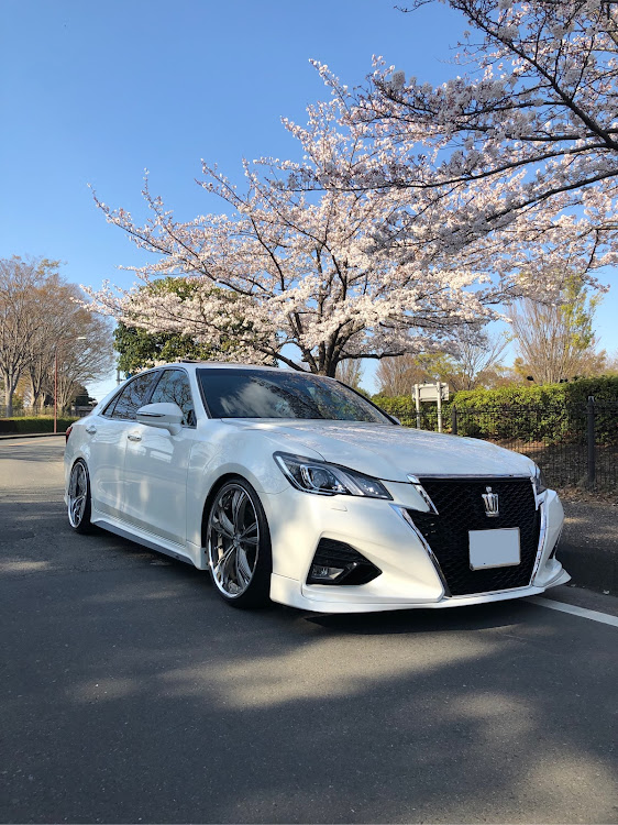 クラウンアスリートの春琉さんが投稿したカスタム事例の投稿画像1枚目