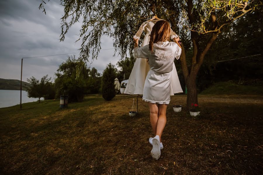 Wedding photographer Bogdan Bucseneanu (blurphotoevents). Photo of 1 October 2018