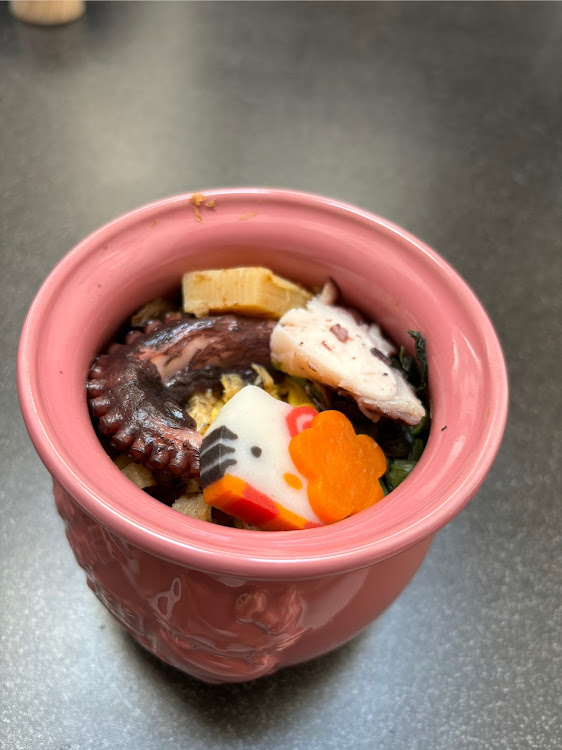 シルビアの日曜日の午後・コロナから復活・ひっぱりだこ飯・はろうきてぃ・台風にお気を付け下さいに関するカスタム事例の投稿画像3枚目
