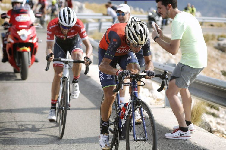 Peloton woest op Vuelta-organisatie: "geen respect!"