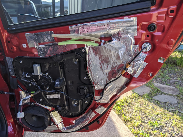 デミオのおしゃれDJクラブ・洗車・DIY・ホームセンターデットニング・あくまでもDIYに関するカスタム事例の投稿画像3枚目