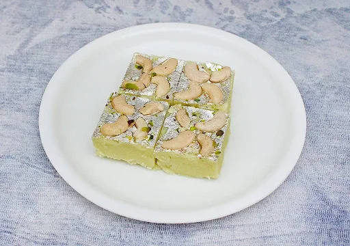 4 Kaju Burfi