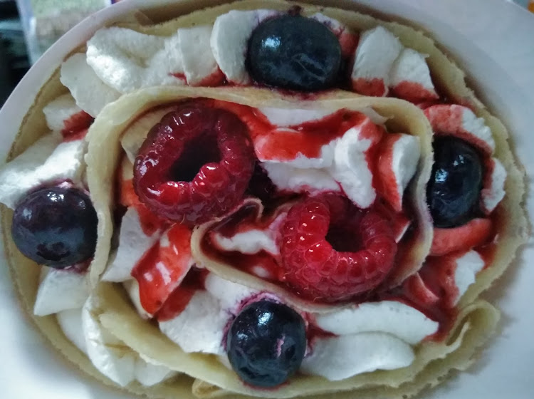 寅次郎さんが投稿したアルティメイトクレープス・関西方面限定・移動販売車・イベント出店に関するカスタム事例の投稿画像3枚目