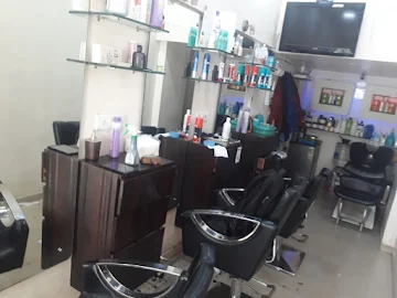 Scissor And Comb Mens Salon photo 