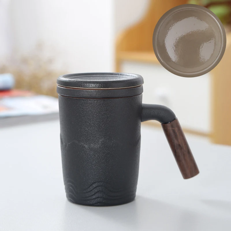 Ceramiczny kubek z filtrem i pokrywką do biura i domu, separacja herbaty, drewniany uchwyt, do parzenia herbaty.