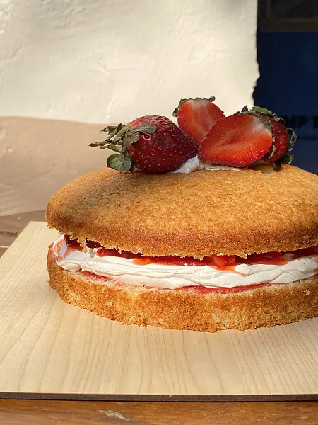 Victoria Sponge Cake