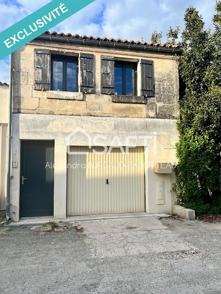 Vente maison 2 pièces 33 m² à Saintes (17100), 144 000 €