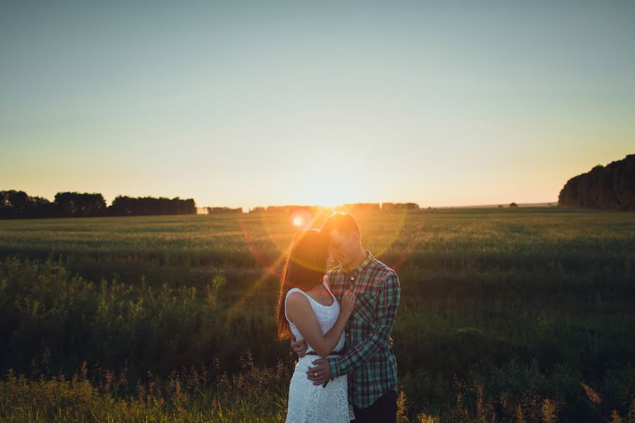 結婚式の写真家Ilsur Gareev (ilsur)。2014 7月19日の写真