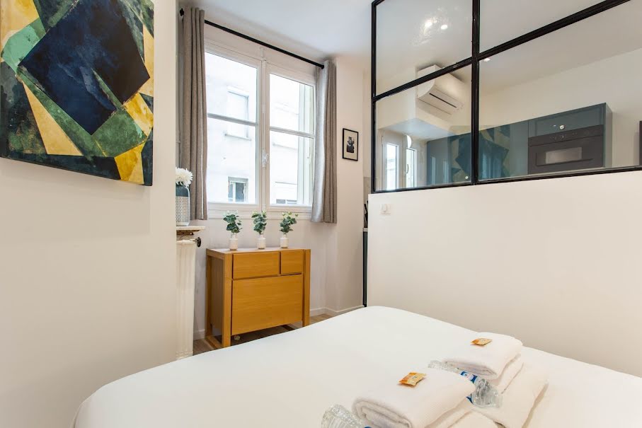 Location meublée appartement 2 pièces 25 m² à Paris 17ème (75017), 1 667 €