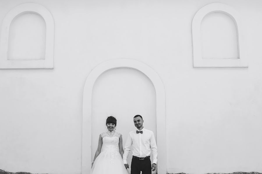 Fotógrafo de casamento Yuliya Panchina (juliapanchina). Foto de 26 de abril 2018