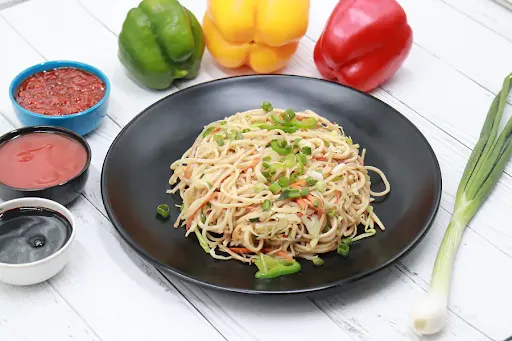 Veg Hakka Noodles