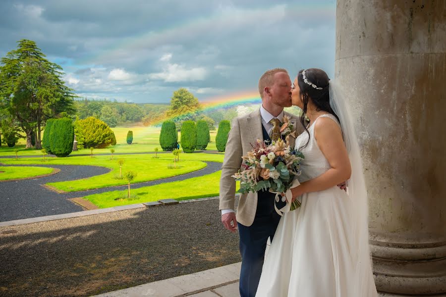 Wedding photographer Simon Peare (simonpearephoto). Photo of 15 October 2023