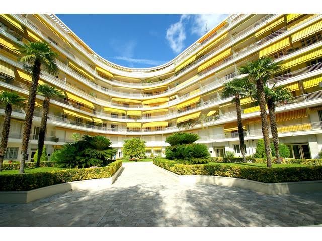 Vente appartement 1 pièce 27 m² à Nice (06000), 295 000 €