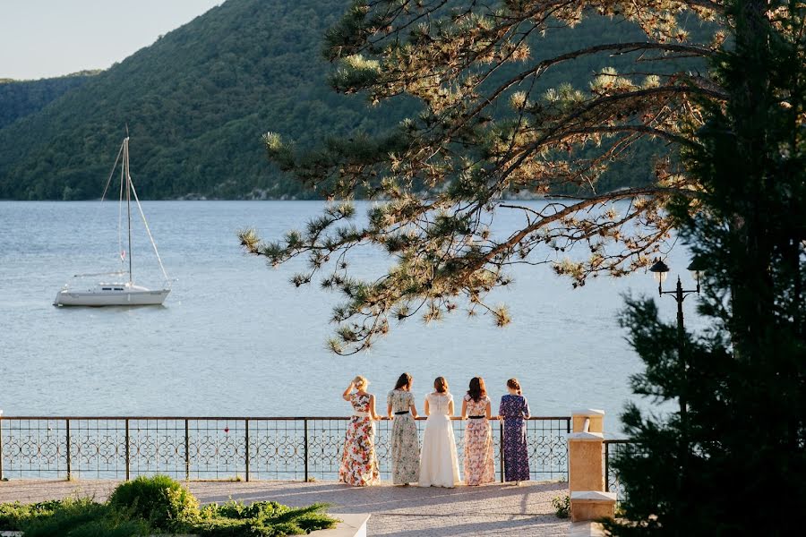 Fotograf ślubny Artur Papyan (arch7). Zdjęcie z 12 października 2016