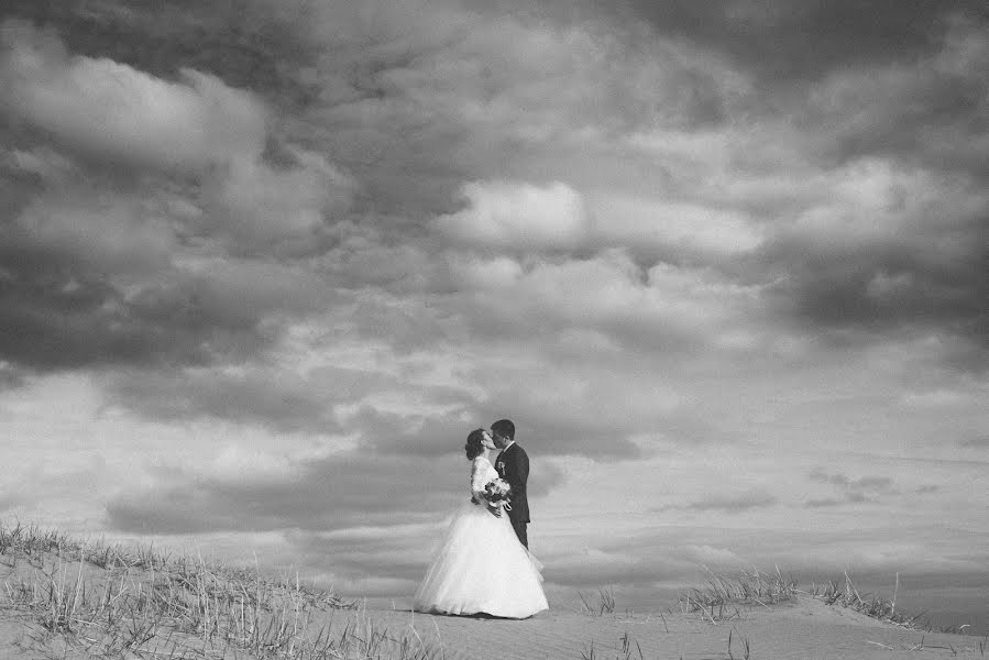 Fotógrafo de casamento Anton Taybarey (antontay). Foto de 26 de julho 2015