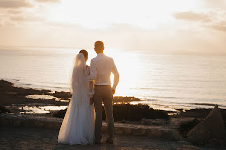 Fotografo di matrimoni Tina Yalova (tinayalovaphoto). Foto del 19 ottobre 2022