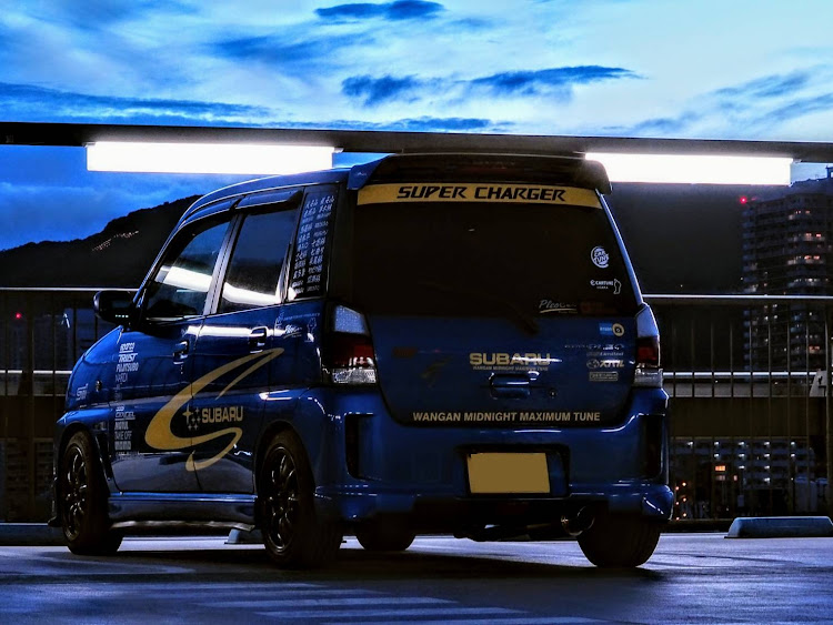 プレオ RS-Limitedのプレオ レプリカ・屋上駐車場・夕暮れ撮影・一眼で撮ってもらったに関するカスタム事例の投稿画像3枚目