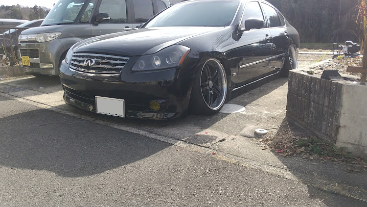 フーガのガレージUME・イカレキャンバー車・ホイール塗装DIY・15度・悩みは尽きないに関するカスタム事例の投稿画像1枚目