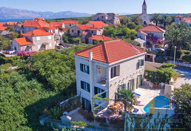 House with pool and terrace 2