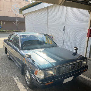 クラウンセダン GS130