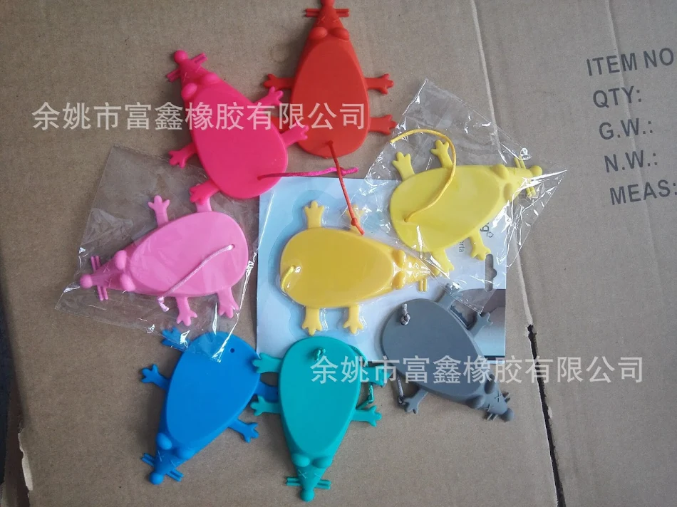 Butée de porte créative en caoutchouc silicone en forme de souris. Arrête efficacement les portes, protège les murs, design amusant et antidérapant.