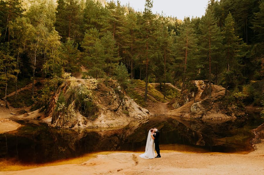 Wedding photographer Szymon Bartos (bartosfoto). Photo of 1 February 2023