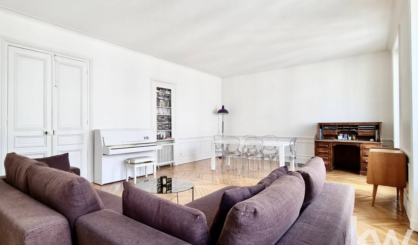Apartment with terrace Neuilly-sur-Seine