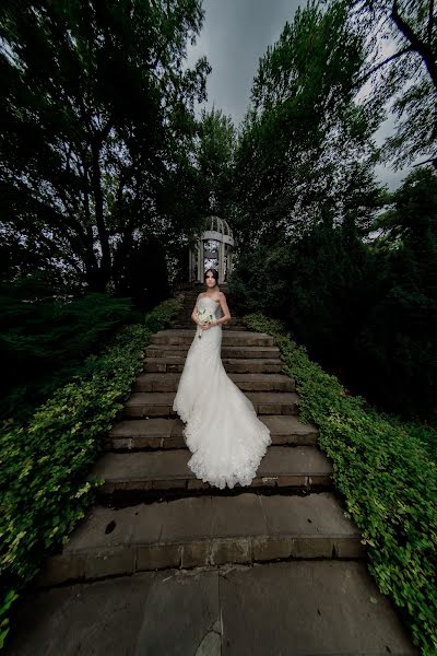 結婚式の写真家Dzhoni Efimov (julus)。2018 7月23日の写真