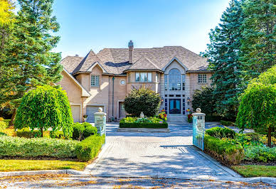 House with garden and terrace 10