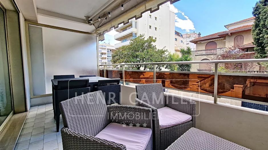 Location meublée appartement 2 pièces 50 m² à Cannes (06400), 1 090 €