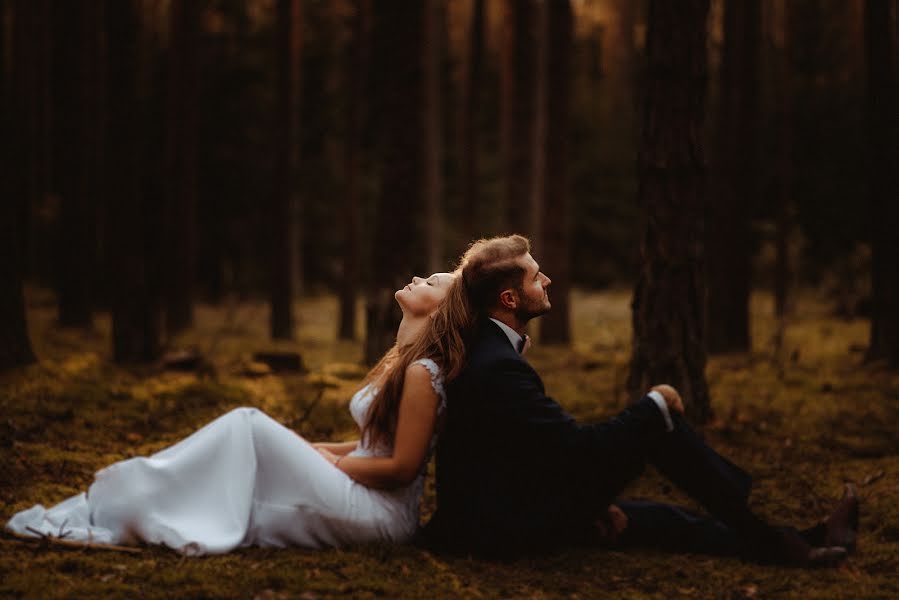 Wedding photographer Grzegorz Krupa (krupaizabelakr). Photo of 28 December 2018