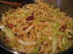 Cabbage & Noodles with Bacon was pinched from <a href="http://bethsblueplate.wordpress.com/2012/10/12/cabbage-noodles/" target="_blank">bethsblueplate.wordpress.com.</a>