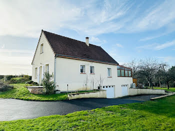 maison à Saint-Jean-les-Deux-Jumeaux (77)