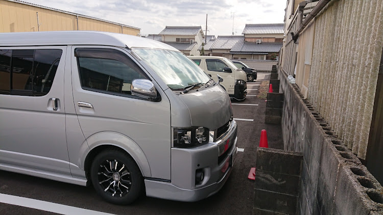 ハイエースバンのSUPER-DX・DX改・快適仕様に関するカスタム事例の投稿画像1枚目